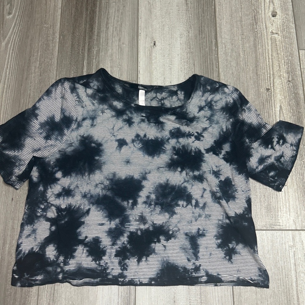 Kensie Black & Cream Color Crop Tee Women’s Med Tye Dye Look